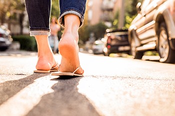 How Summer Footwear Can Harm Your Feet